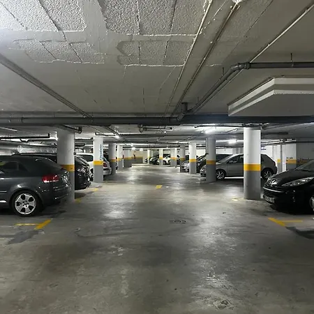 Проживание в семье Anchor House