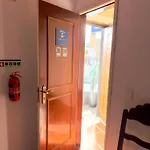 Anchor House Δωμάτια σε οικογενειακή κατοικία Câmara de Lobos