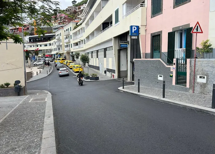 Anchor House Alloggio in famiglia Câmara de Lobos